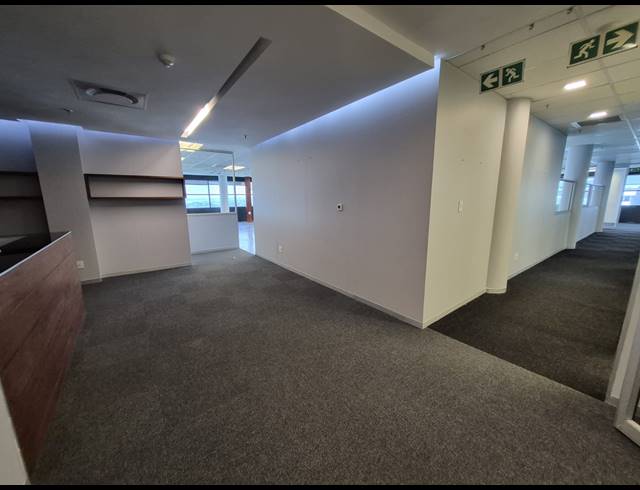 492M² OFFICE TO LET IN SANDTON CENTRAL